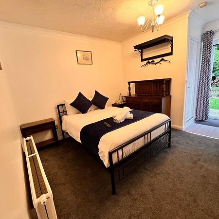 High Trees Guest House Gatwick Horley Buitenkant foto