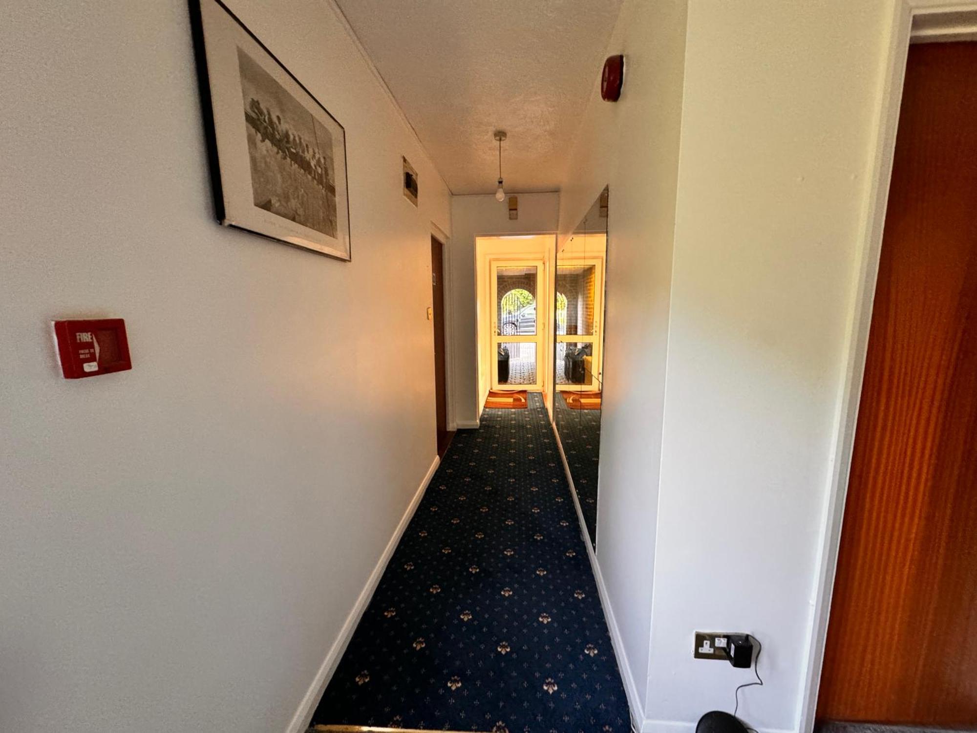 High Trees Guest House Gatwick Horley Buitenkant foto